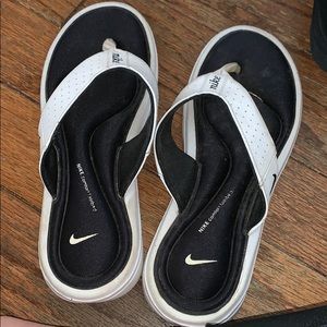 nike flip flops , memory foam